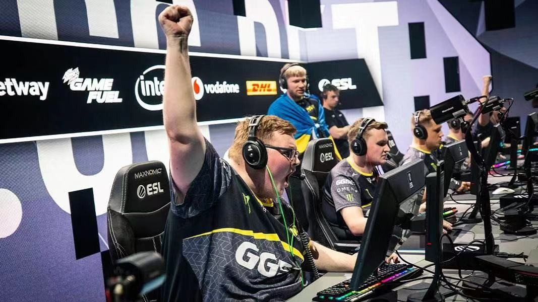 英雄崛起 英雄崛起