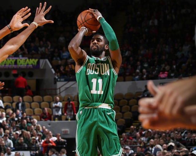 同时也让球 同时也让球